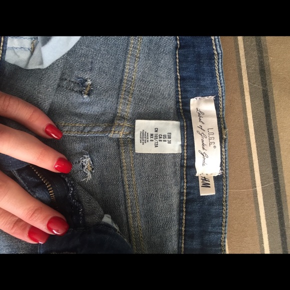 Denim shorts - Picture 2 of 3